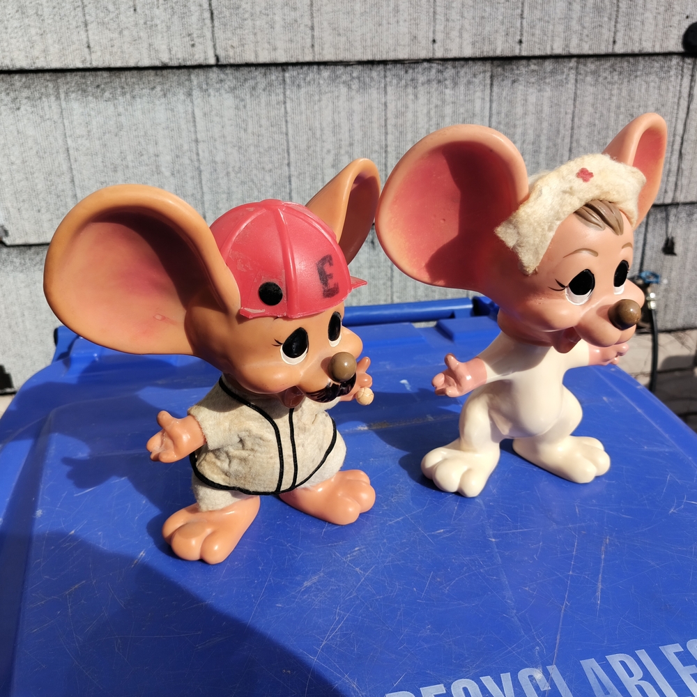 Adorable Mouse Figurines Set Dated 1970